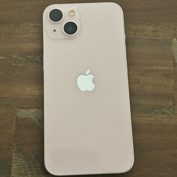 Apple iPhone in Soft Pink